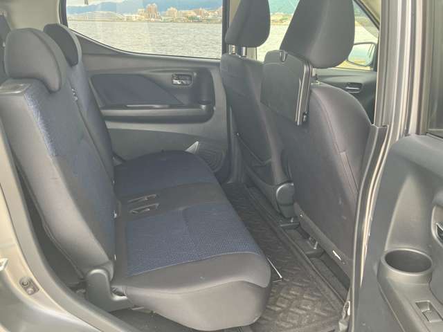 Mitsubishi eK X 7
