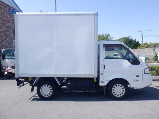 Mazda Bongo Truck 9