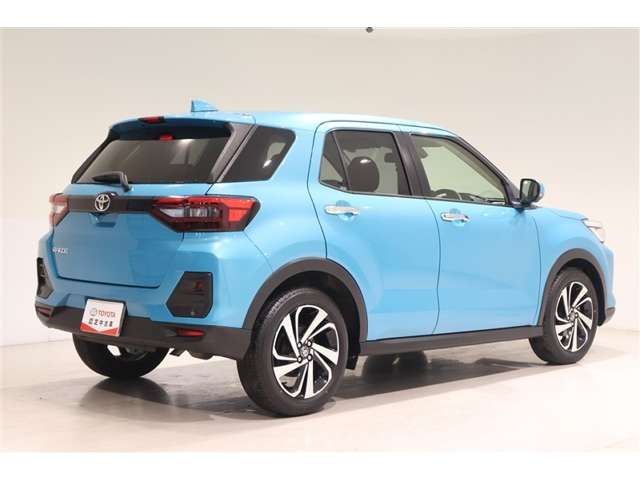 Toyota Raize 7