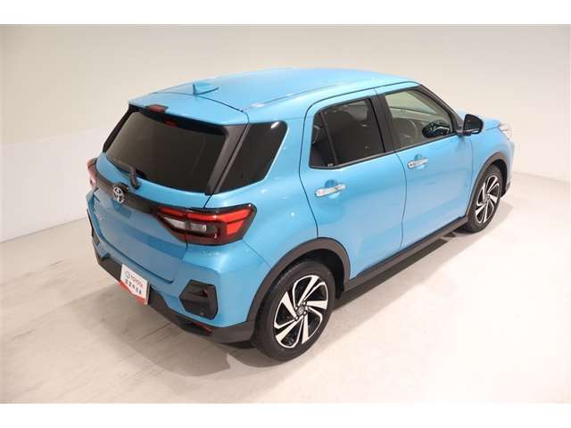 Toyota Raize 10