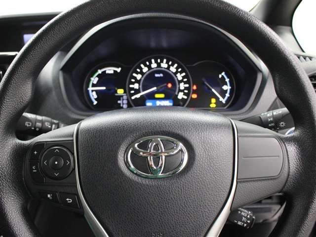 Toyota Noah 7