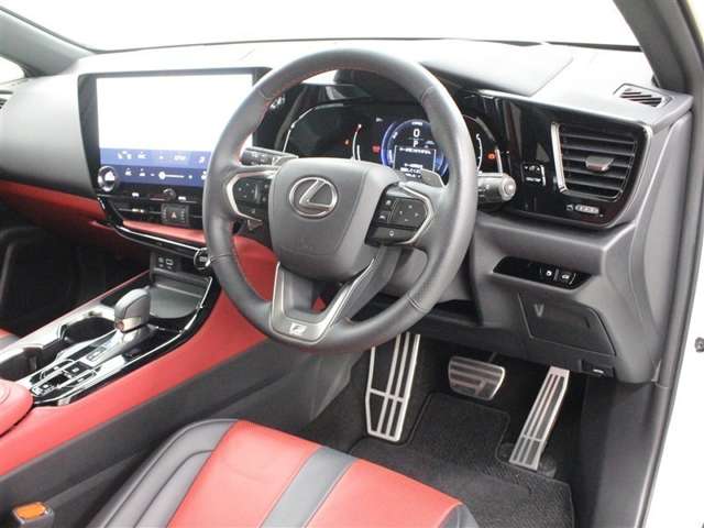 Lexus NX 7