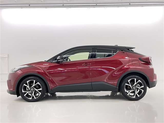 Toyota C-HR 4