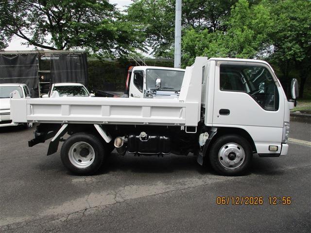 Isuzu Elf 5