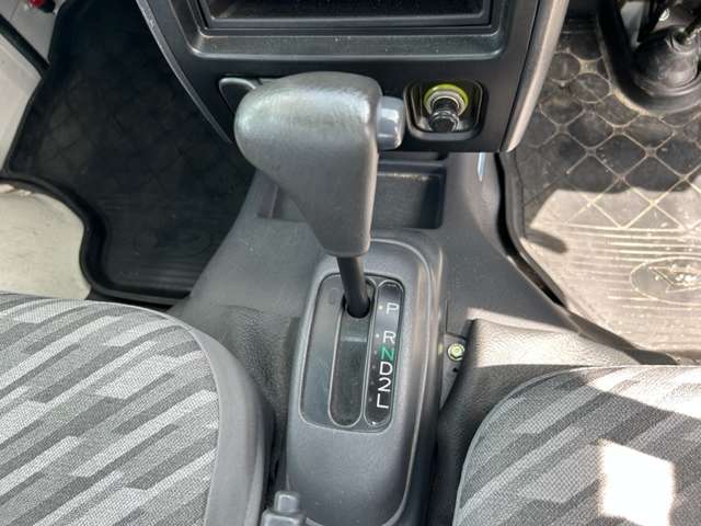 Daihatsu Hijet Truck 9