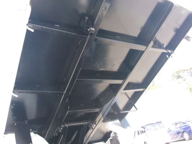 Isuzu Elf 9