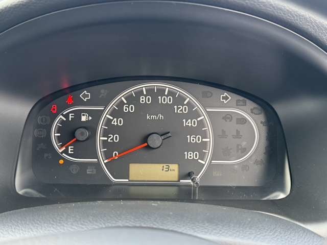 Nissan AD 10