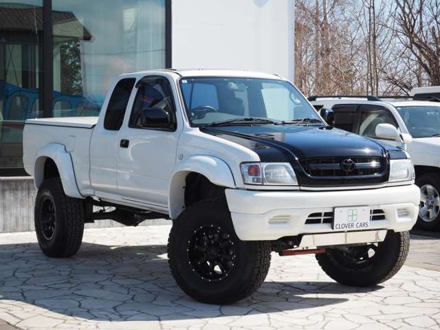 Toyota Hilux 5