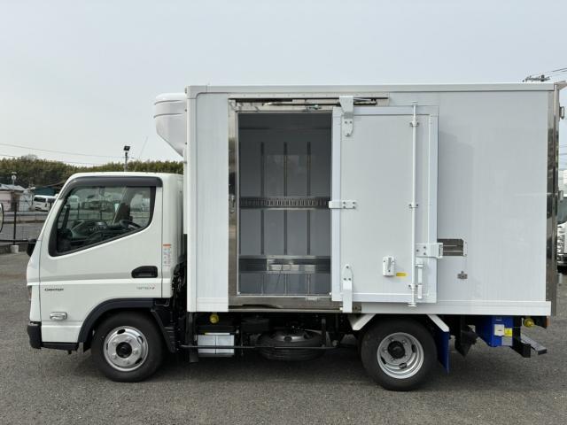 Mitsubishi Fuso Canter 10