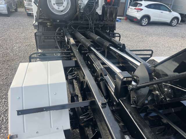 Hino Ranger 8