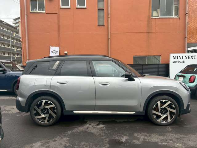 MINI Countryman 7