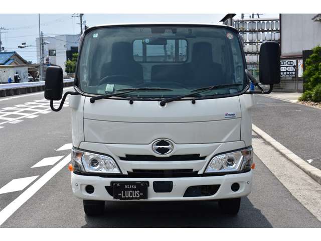Hino Dutro 6