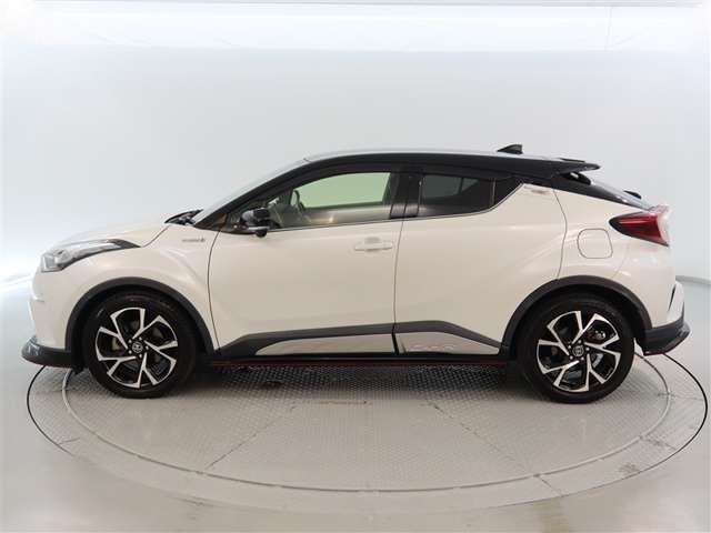 Toyota C-HR 3