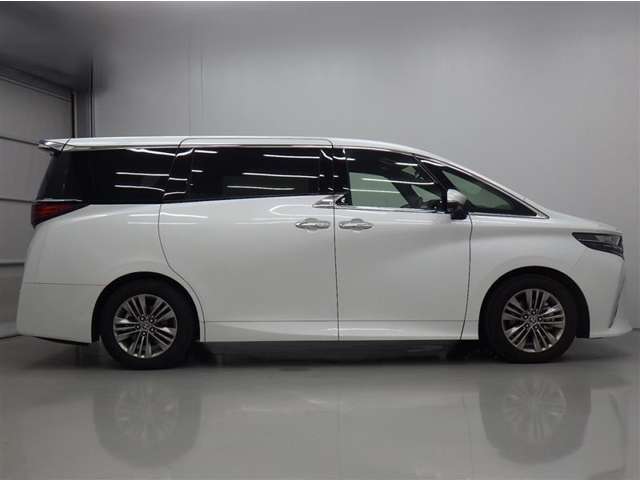 Toyota Alphard Z 4