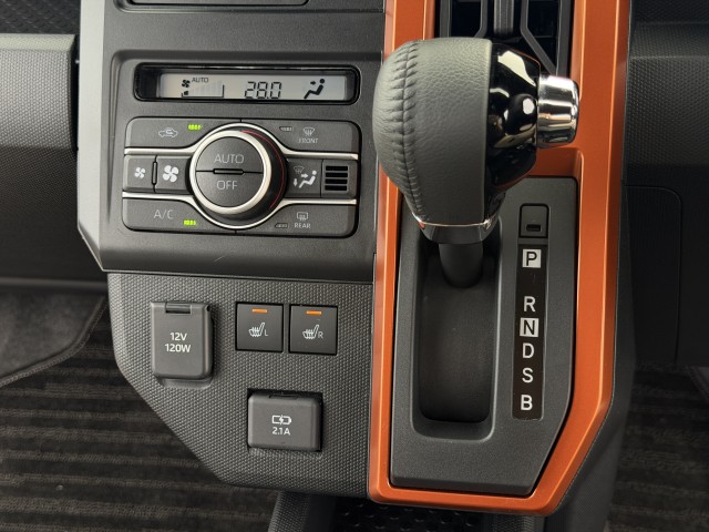Daihatsu Taft 11