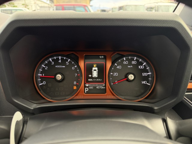 Daihatsu Taft 6
