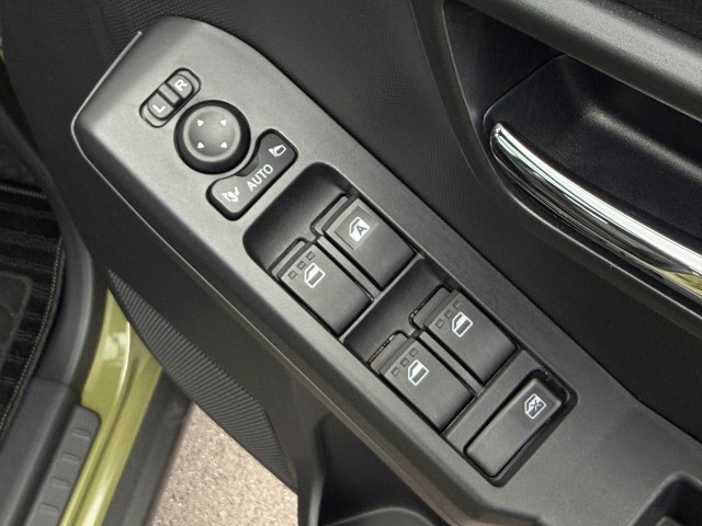 Daihatsu Taft 10