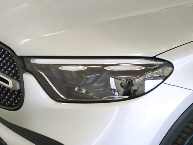 Mercedes-Benz GLC 8