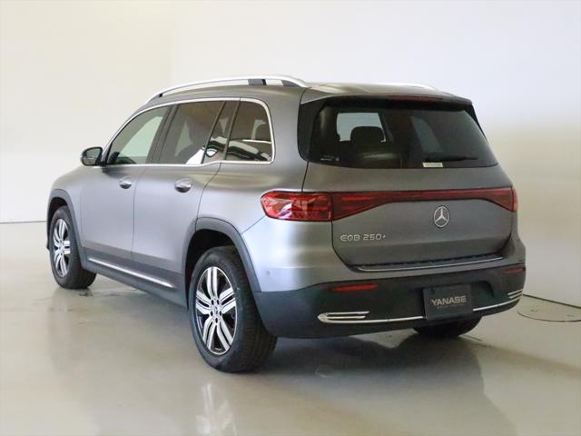 Mercedes-Benz EQB 4