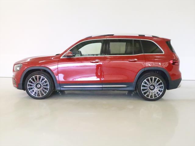 Mercedes-Benz GLB 5
