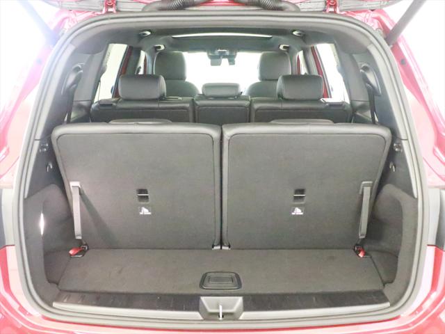 Mercedes-Benz GLB 10