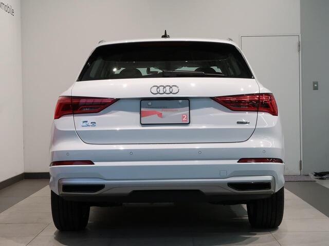 Audi Q3 5