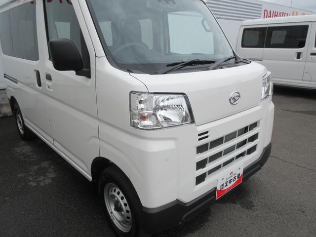 Daihatsu Hijet Cargo 6