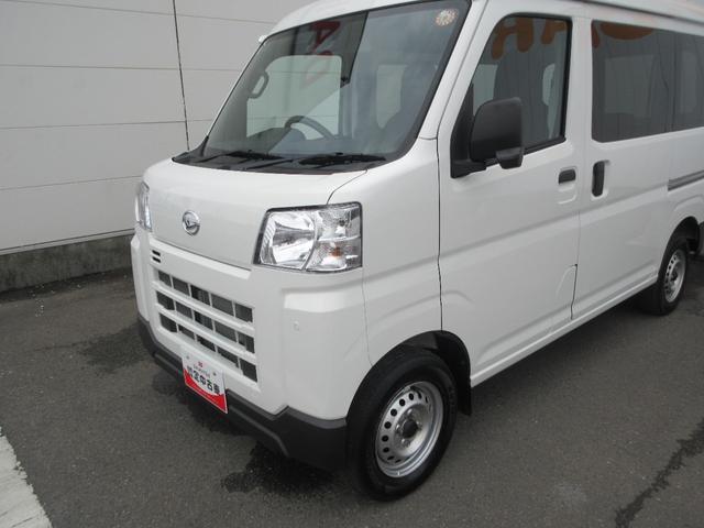 Daihatsu Hijet Cargo 7