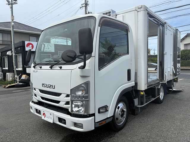 Isuzu Elf 9
