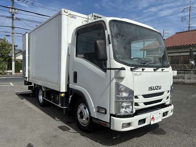 Isuzu Elf 10