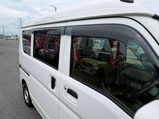 Mitsubishi Minicab Van 11