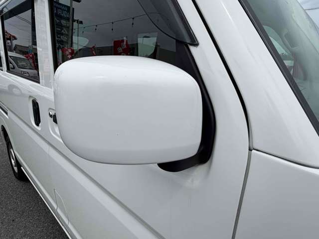 Mitsubishi Minicab Van 10