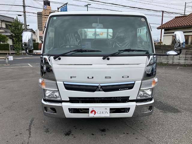 Mitsubishi Fuso Canter 2