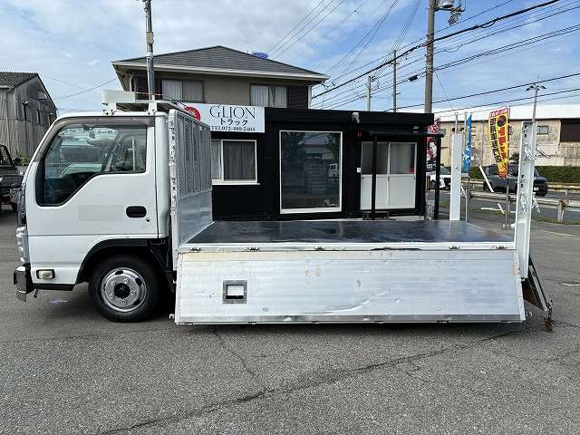 Isuzu Elf 11