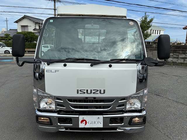 Isuzu Elf 2