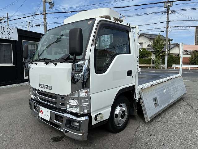 Isuzu Elf 9