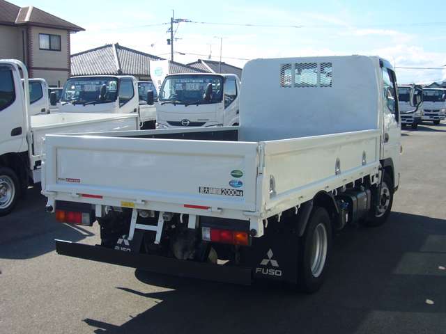 Mitsubishi Fuso Canter 7