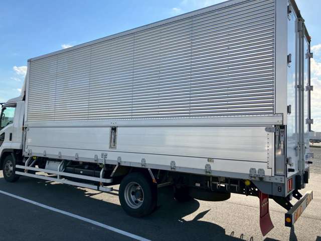 Isuzu Forward 5
