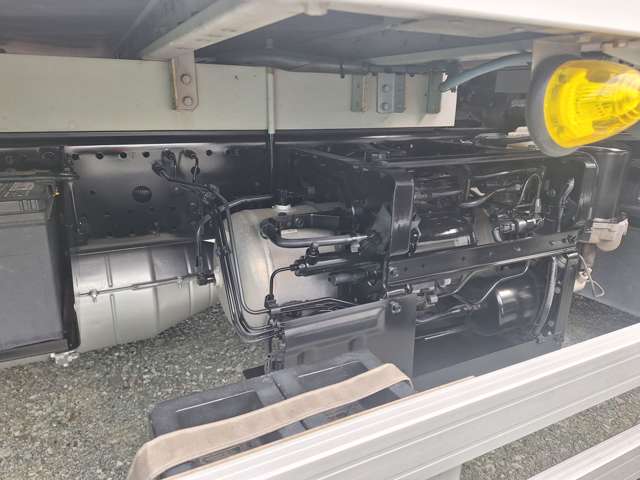 Isuzu Forward 9