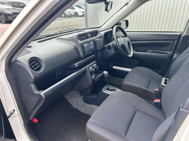 Toyota Succeed Van 12