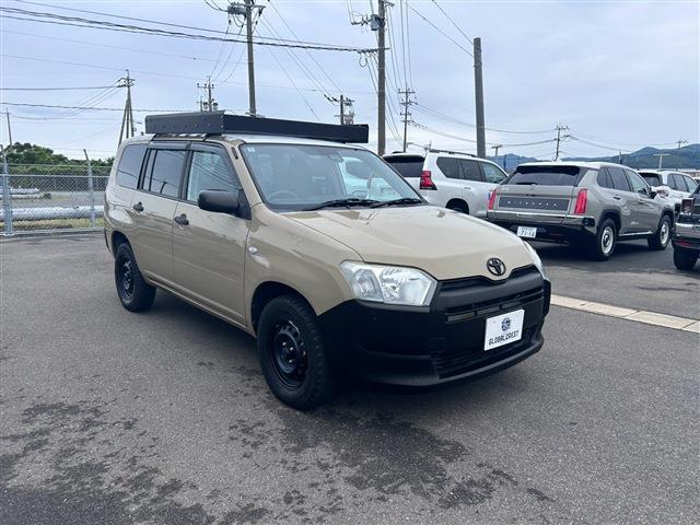 Toyota Succeed Van 5