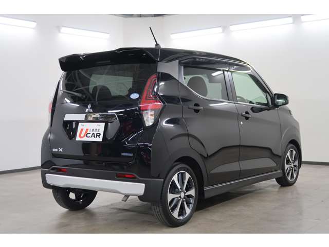 Mitsubishi eK X 6