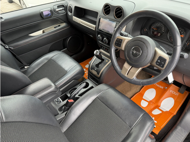 Jeep Compass 12