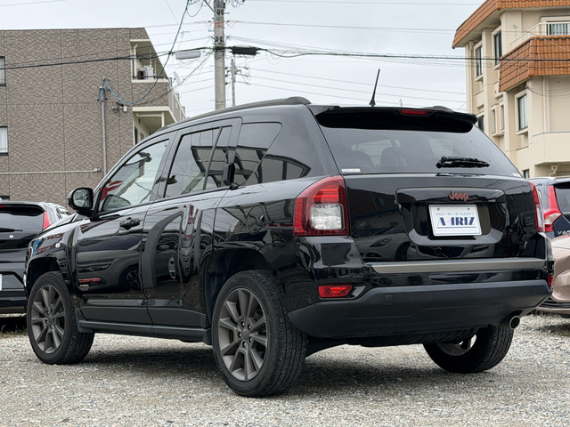 Jeep Compass 10