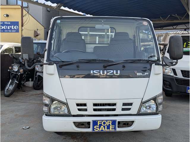 Isuzu Elf 4