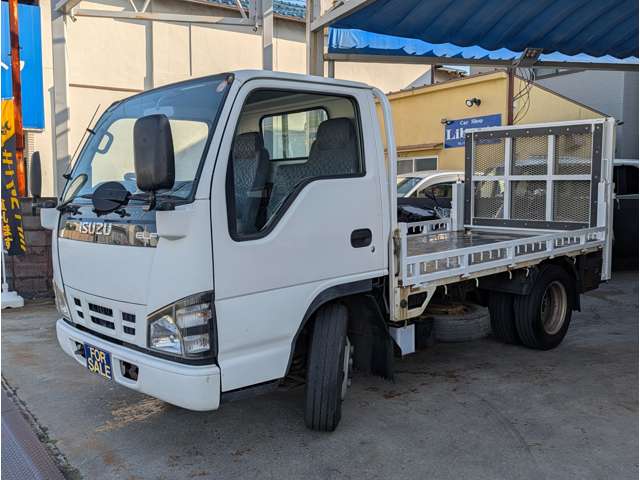 Isuzu Elf 8