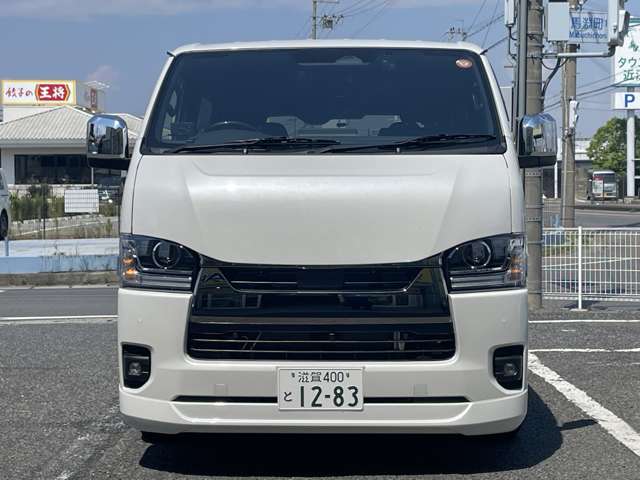 Toyota Hiace Van 3