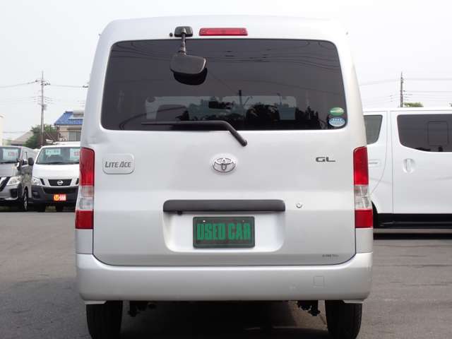 Toyota Light Ace Van 7