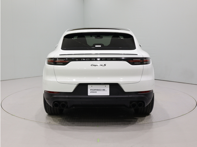 Porsche Cayenne Coupe 4