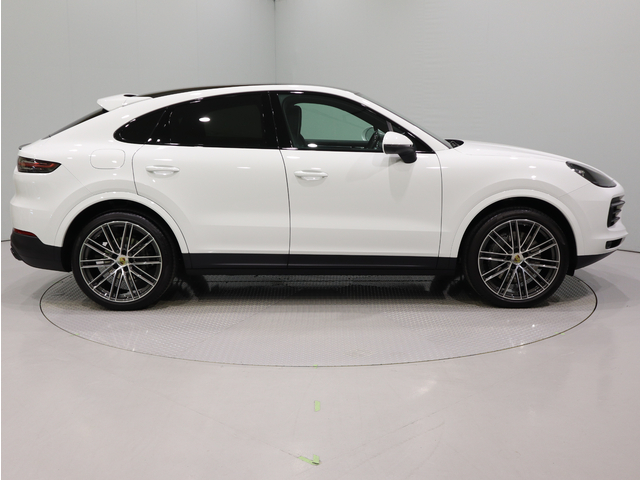 Porsche Cayenne Coupe 6